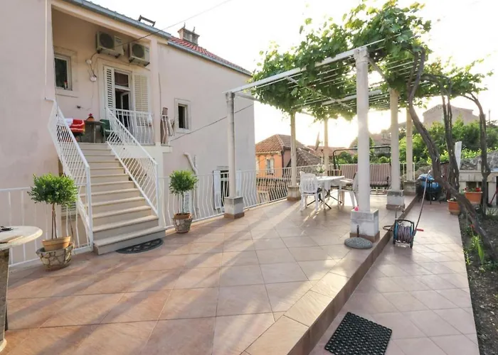 Rina - Old Town Lejlighed *