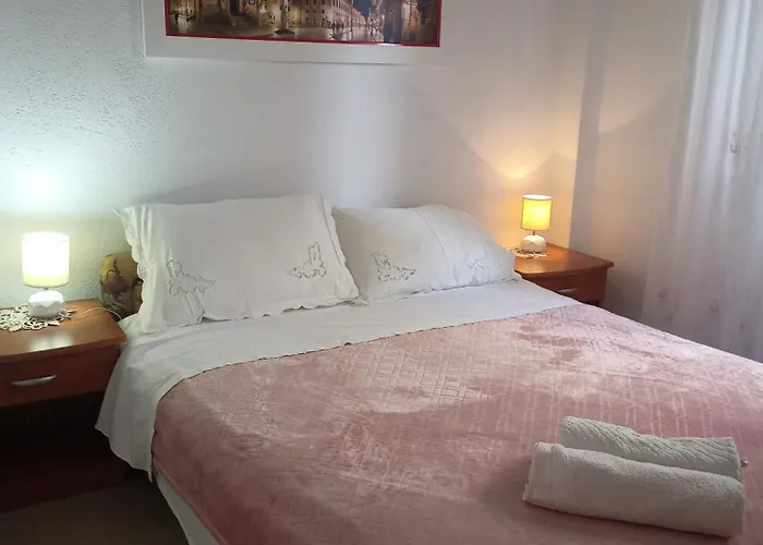 Rina - Old Town Lejlighed *